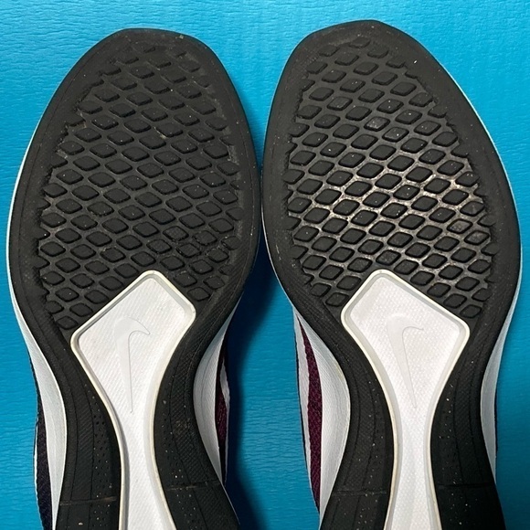 NIKE Dualtone Racer Port Women's Running Shoes 917682-604 Wine-Bordeaux Size 6.5 - Picture 9 of 10